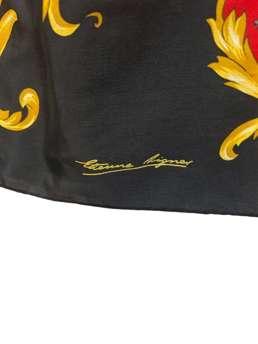 Etienne Aigner 100% silk red gold 100% silk baroque bouquet flowers scarf 34